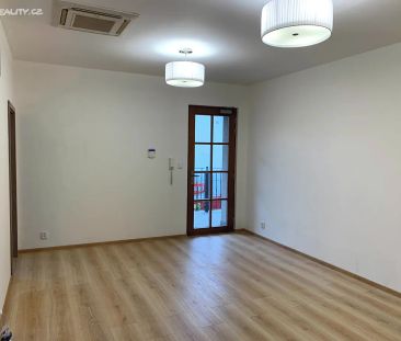 Pronájem bytu 3+1 64 m² - Photo 2