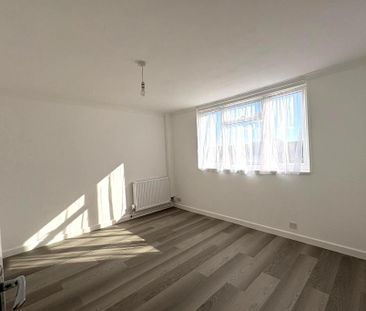 2 bedroom detached house to rent - Photo 4