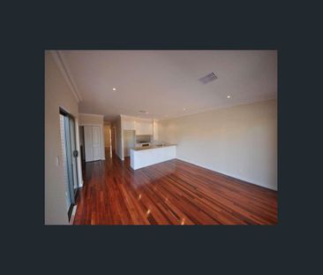 FOUR BEDROOM FAMILY HOME - Photo 5