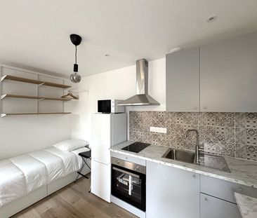 STUDIO MEUBLÉ 17.25 M² - HYPER CENTRE-VILLE - Photo 2