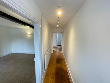3 bedroom terraced house to rent - Photo 4