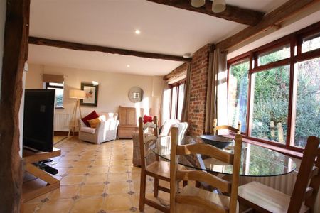 1 bedroom detached bungalow to rent - Photo 4