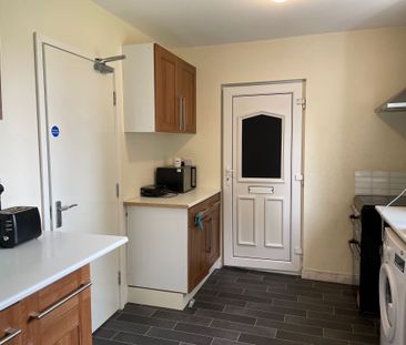 Howcotte Green, Canley, CV4 8BP - Photo 3