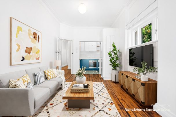 Renovated Art Deco apartment - Photo 1