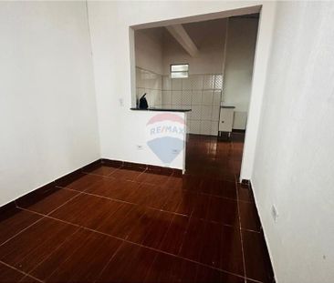 Casa ideal para casais jovens no Jardim Montreal, com um dormitório... - Foto 2