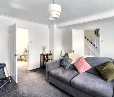Hillside Crescent, Beeston, Nottingham, NG9 3AB - Photo 3