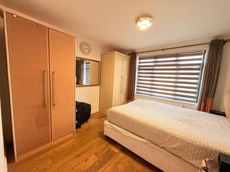 3 bedroom semi-detached house to rent - Photo 4