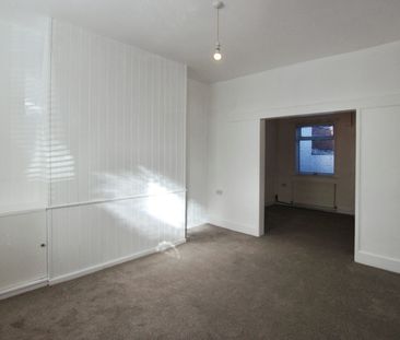 Terraced House to rent on - Photo 4