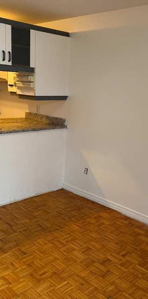 Beau 4 1/2 à louer - To rent, Ahuntsic-Cartierville. Occupation immédiate. - Photo 1