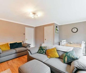 Cuthbert Gardens, Norwood, SE25 - Photo 1