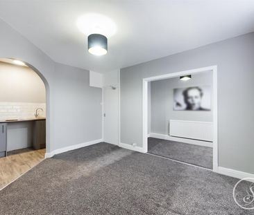 Cross Green Lane, Halton, Leeds, LS15 - Photo 5