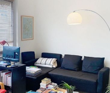 Appartement te huur in Watermaal-Bosvoorde voor € 950 met 1 slaapkamer - Photo 2