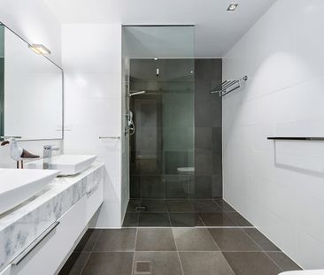 28/22 Florence Street, Teneriffe, Qld 4005 - Photo 1