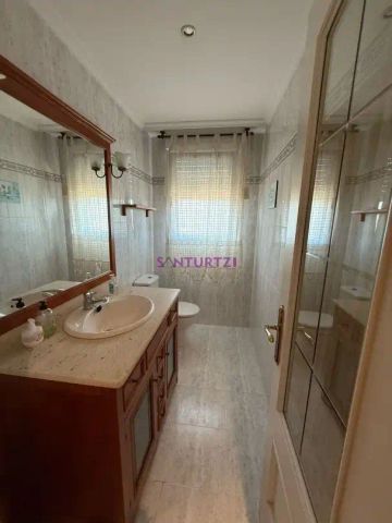 Dúplex de alquiler en Kabiezes - Foto 5