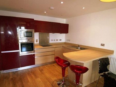 Felsted, Caldecotte Lake, Milton Keynes, MK7 - Photo 5