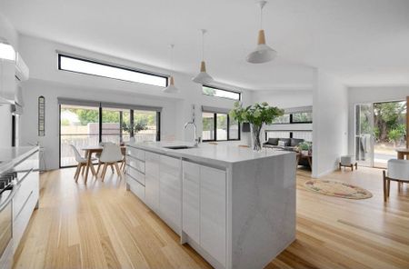 Award Winning Rye Home - Photo 2