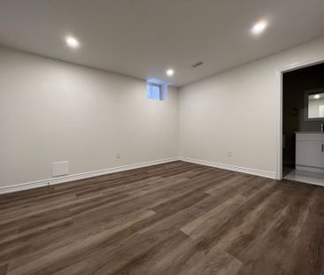 For Lease - 20 Amaretto Court Unit# Basement, Brampton, Ontario - Photo 3