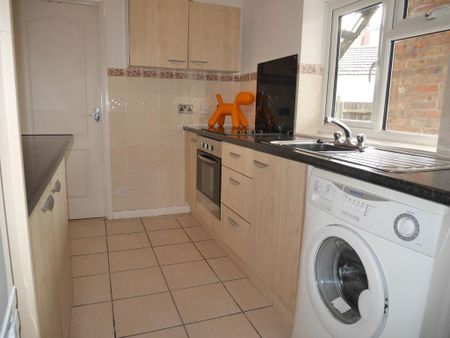 Studio to rent - Photo 5