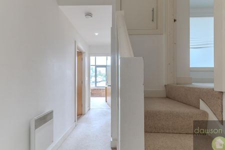 2 bed apartment to rent in Dewsbury Road, Elland - Photo 4