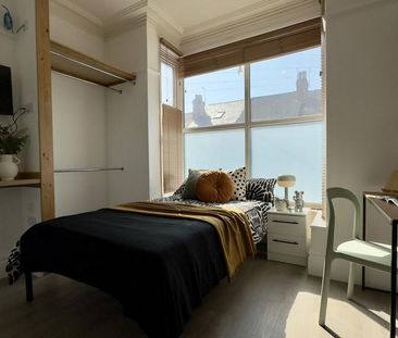 6 bedroom house to rent - Photo 4