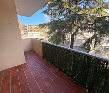 GANGES - Appartement type 2 dans résidence avec ascenseur - Photo 5