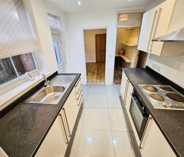 2 Bedroom House to Rent in Milton Street, Higham Ferrers, Northants... - Photo 4