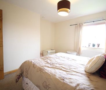 2 bedroom semi-detached house to rent - Photo 2