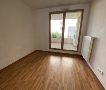 Location Appartement 3 pièces 66m² VILLEURBANNE 69100 - Photo 1
