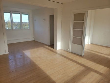 TYPE 3 QUARTIER ST MARTIN - Photo 3