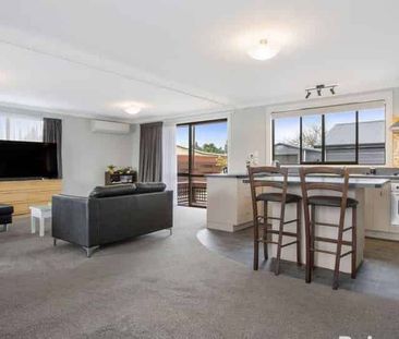 3-Bedroom Modern Home - Photo 1