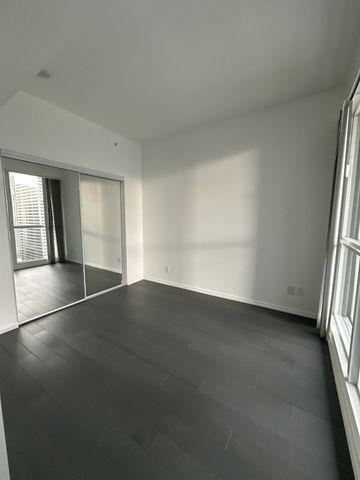 For Lease - 70 Temperance Street Unit# 3508, Toronto, Ontario - Photo 3