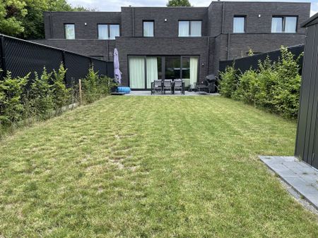 Buitengewone nieuwbouwwoning nabij centrum Bonheiden - Photo 4