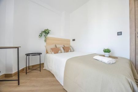 Carrer de l'Arquitecte Arnau, Valencia, Valencian Community 46020 - Photo 4