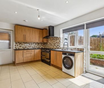 House share to rent - Photo 3