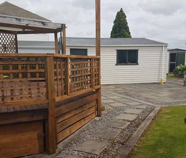 TIDY THREE BEDROOM HOME - Photo 2