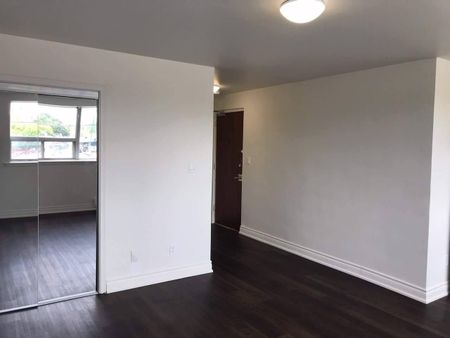 For Lease - 1985 Lawrence Avenue Unit# 1, Toronto, Ontario - Photo 5