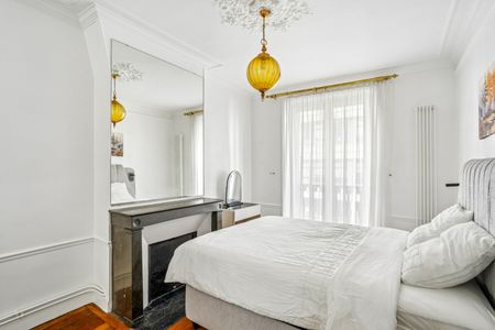 Appartement • Elysées-Madeleine - Photo 5