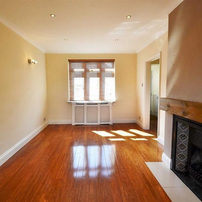 3 bedroom semi-detached house to rent - Photo 1