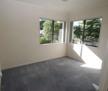 4 Bedrooms, Albany - Photo 2