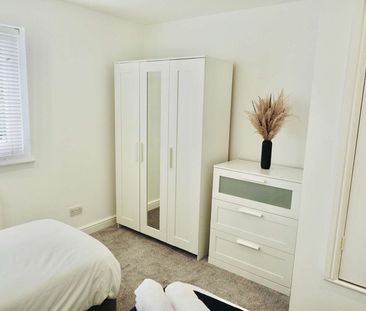 Saint Margarets Court - Photo 1