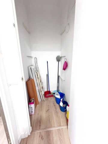 Piso de alquiler en Centro - Photo 2