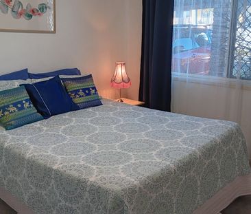 Broadbeach Waters - Photo 6