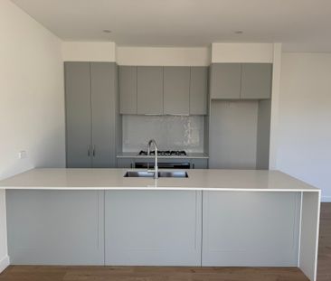 Modern, Low-Maintenance Living! - Photo 5