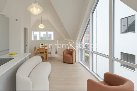 Studio to rent - Photo 2