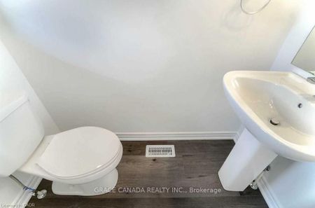 For Lease - 39 June Callwood Way, Brantford, Ontario - Photo 2