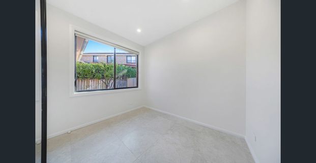 Brand-New Premium Modern Granny Flat in a Prime Location - Photo 1
