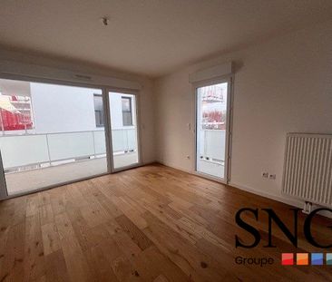 BEAU T2 AVEC TERRASSE ET PARKING - Photo 3