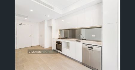 Modern 3-Bedroom Apartment with Pool & Balcony in Meadowbank's Highly Sought Location! 2 Weeks Free Rent - Photo 3