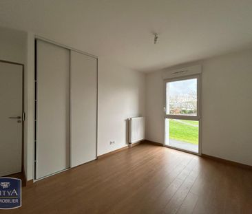 Location Appartement 3 pièces 66m² CHANGE 53810 - Photo 2