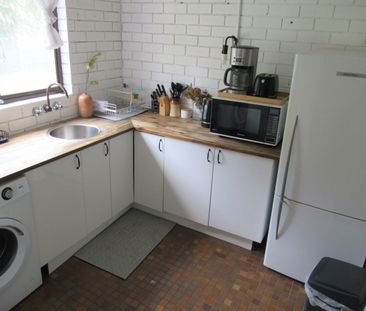 Great location - Great family home - Photo 5